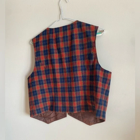 Vintage Plaid Vest - Picture 12 of 12